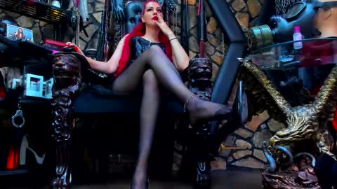 Victoria Heller online show from September 21, 2025, 7:10 am