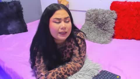 Snapshot of victoriajk chatting on February 17, 2026, 12:45 pm Victoria online show from February 17, 2026, 12:45 pm