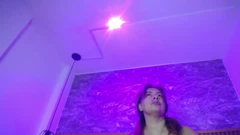 victoriamil1 online show from September 14, 2025, 4:39 pm