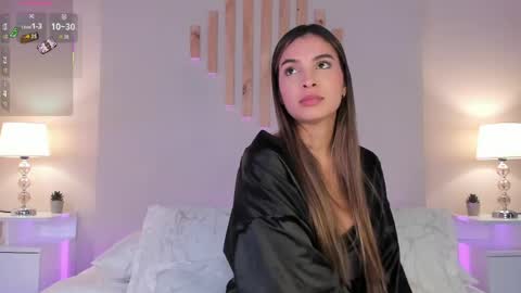 Snapshot of victorianoah_ chatting on May 11, 2026, 7:22 pm Victoria online show from May 11, 2026, 7:22 pm