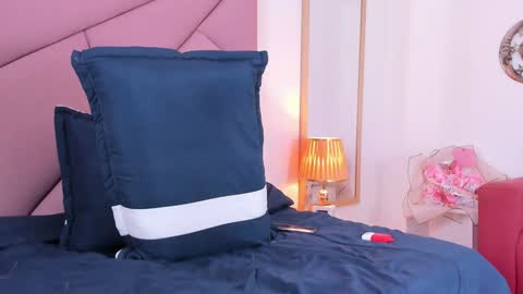 VictoriaRoss online show from January 10, 2025, 3:16 pm