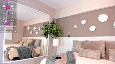 Victoria Shelby  online show from November 15, 2025, 11:40 am