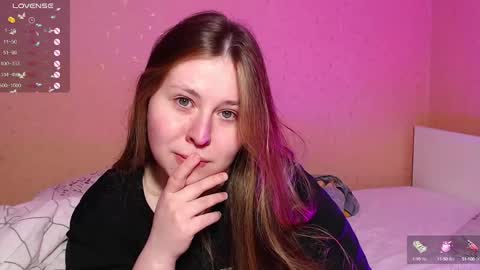 victoriassecrets_ online show from March 3, 2025, 6:44 pm