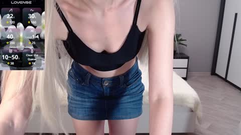 VictoriaTiger online show from February 7, 2025, 11:45 am