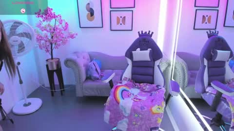 Snapshot of victoriia_doll chatting on May 4, 2026, 12:23 pm Victoria. online show from May 4, 2026, 12:23 pm