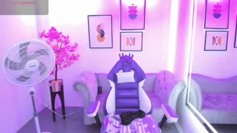 Snapshot of victoriia_doll chatting on May 13, 2026, 12:24 pm Victoria. online show from May 13, 2026, 12:24 pm