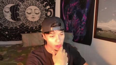 Victorino Jhonson online show from March 10, 2025, 3:34 am