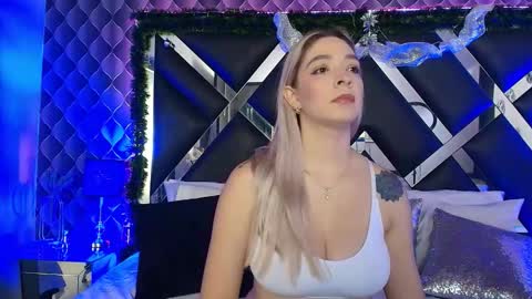 victtoria lee online show from December 4, 2025, 7:55 pm