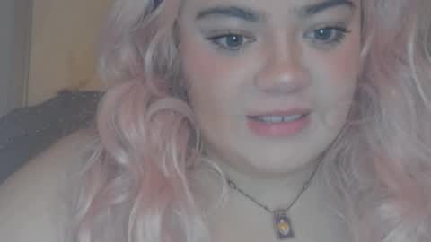 Snapshot of viennavisabelle chatting on February 4, 2026, 7:58 am viennavisabelle online show from February 4, 2026, 7:58 am