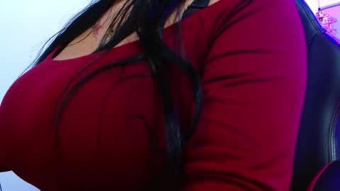 viioleta online show from March 3, 2026, 12:33 pm