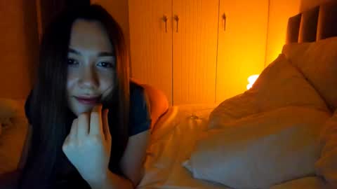 Vika   online show from February 8, 2026, 10:24 pm