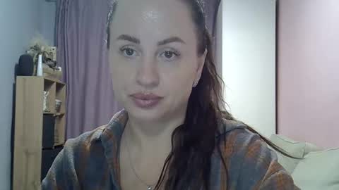 Snapshot of viki_red chatting on November 4, 2025, 6:56 am viki_red online show from November 4, 2025, 6:56 am