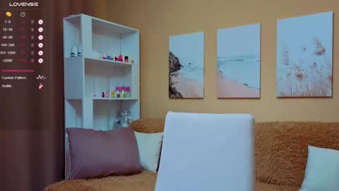 Snapshot of vikiberry chatting on October 4, 2025, 10:02 am vikiberry online show from October 4, 2025, 10:02 am