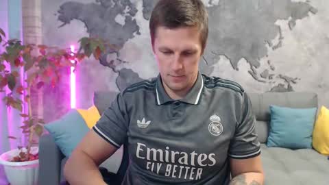 vikingchrisss online show from December 1, 2025, 11:26 am