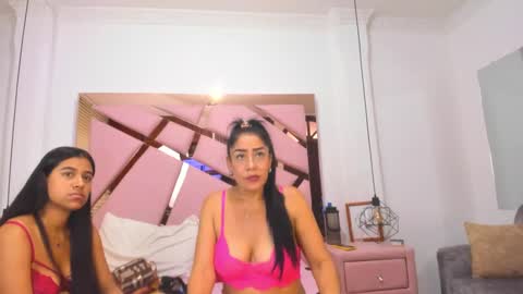 vikiTomson online show from February 3, 2025, 5:14 pm