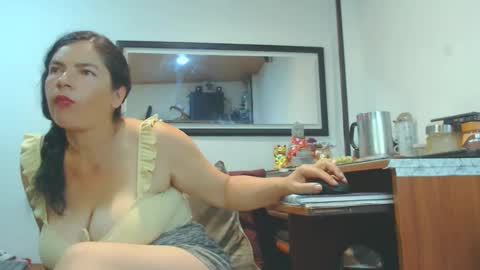 VIKKKTORIAAA online show from September 20, 2025, 5:19 am