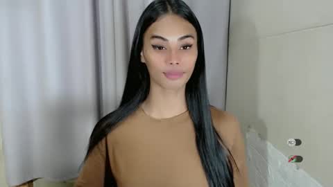 vikkylustfull online show from February 28, 2025, 8:07 pm
