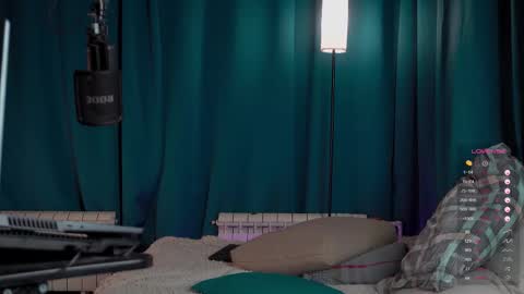 Snapshot of viktor_secret chatting on February 20, 2026, 4:42 am fansly VITEKsecret online show from February 20, 2026, 4:42 am