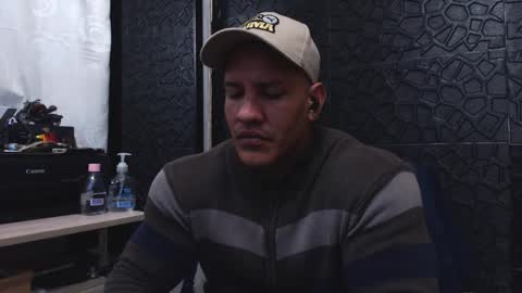 Viktor Herrera online show from September 25, 2025, 10:41 am