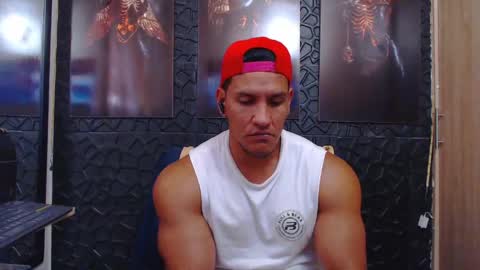 Snapshot of viktorherrera chatting on April 18, 2026, 6:23 pm Viktor Herrera online show from April 18, 2026, 6:23 pm
