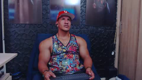 Snapshot of viktorherrera chatting on April 23, 2026, 3:47 pm Viktor Herrera online show from April 23, 2026, 3:47 pm