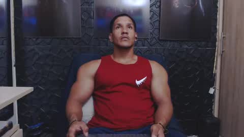 Snapshot of viktorherrera chatting on April 28, 2026, 2:38 am Viktor Herrera online show from April 28, 2026, 2:38 am