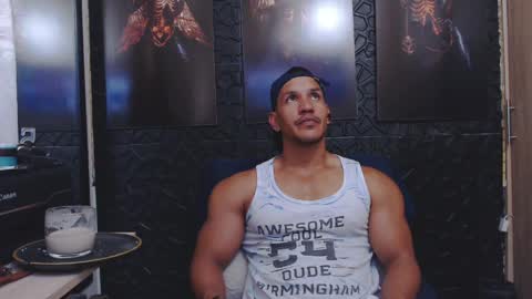 Snapshot of viktorherrera chatting on May 26, 2026, 2:46 pm Viktor Herrera online show from May 26, 2026, 2:46 pm