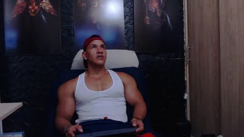 Viktor Herrera online show from June 6, 2026, 3:33 am