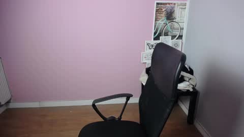 viktoria_lovely online show from February 13, 2025, 6:20 am