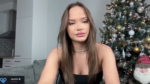 Viktoria www online show from December 9, 2024, 10:20 pm