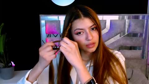 Snapshot of viky_evanss chatting on November 24, 2025, 6:51 pm viky_evanss online show from November 24, 2025, 6:51 pm