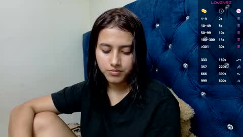 vikysexy28 online show from March 10, 2026, 4:50 am