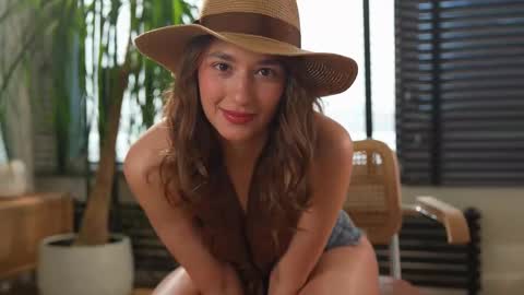 Lana online show from February 11, 2025, 10:37 am