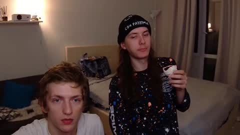 Dimoooooon online show from September 18, 2025, 11:29 pm