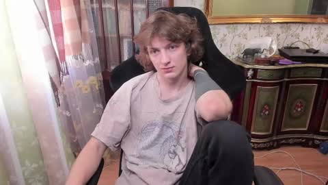 Dimoooooon online show from February 18, 2026, 8:43 am