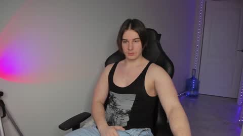 Snapshot of vincent__strong chatting on December 14, 2024, 7:29 am Vincent Strong online show from December 14, 2024, 7:29 am