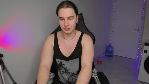 Snapshot of vincent__strong chatting on January 22, 2025, 2:14 pm Vincent Strong online show from January 22, 2025, 2:14 pm