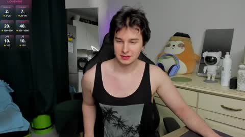 Vincent Strong online show from April 5, 2026, 2:36 pm