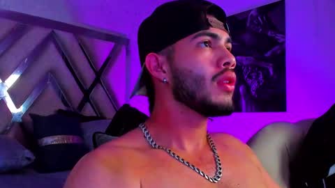 Snapshot of vincentblack_ chatting on March 9, 2026, 9:35 am Vincent online show from March 9, 2026, 9:35 am