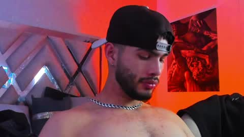 Snapshot of vincentblack_ chatting on April 4, 2026, 5:49 am Vincent online show from April 4, 2026, 5:49 am