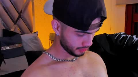 Snapshot of vincentblack_ chatting on April 9, 2026, 4:45 am Vincent online show from April 9, 2026, 4:45 am