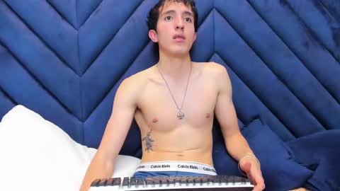 vinniematte online show from March 2, 2025, 8:05 am