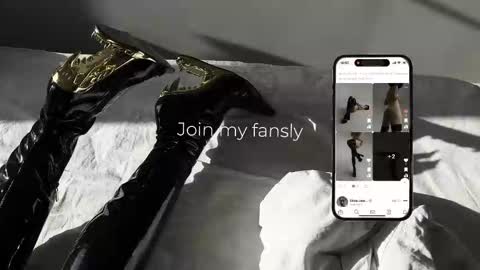 Snapshot of vinylstore chatting on January 6, 2026, 5:27 pm Diva Silvia online show from January 6, 2026, 5:27 pm