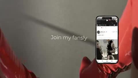 Snapshot of vinylstore chatting on January 10, 2026, 5:04 pm Diva Silvia online show from January 10, 2026, 5:04 pm