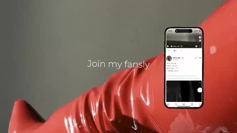 Snapshot of vinylstore chatting on February 2, 2026, 5:22 pm Diva Silvia online show from February 2, 2026, 5:22 pm