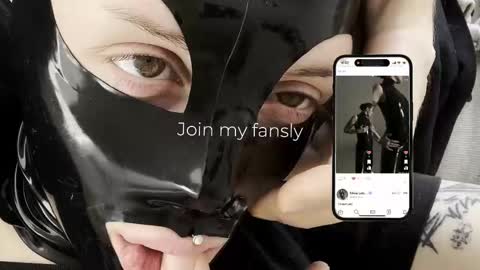 Snapshot of vinylstore chatting on February 8, 2026, 5:16 pm Diva Silvia online show from February 8, 2026, 5:16 pm