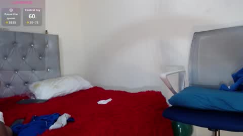 vinzent_lafed_ online show from September 24, 2025, 7:01 am