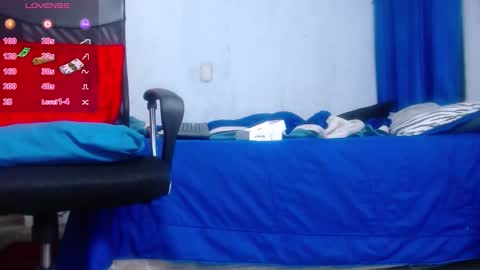 vinzent_lafed_ online show from February 19, 2026, 9:27 am