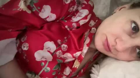 Funny  girl online show from September 21, 2025, 10:06 am