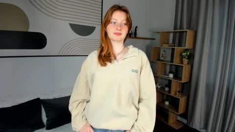 Viola but friends call me Sisi online show from March 3, 2026, 2:12 pm